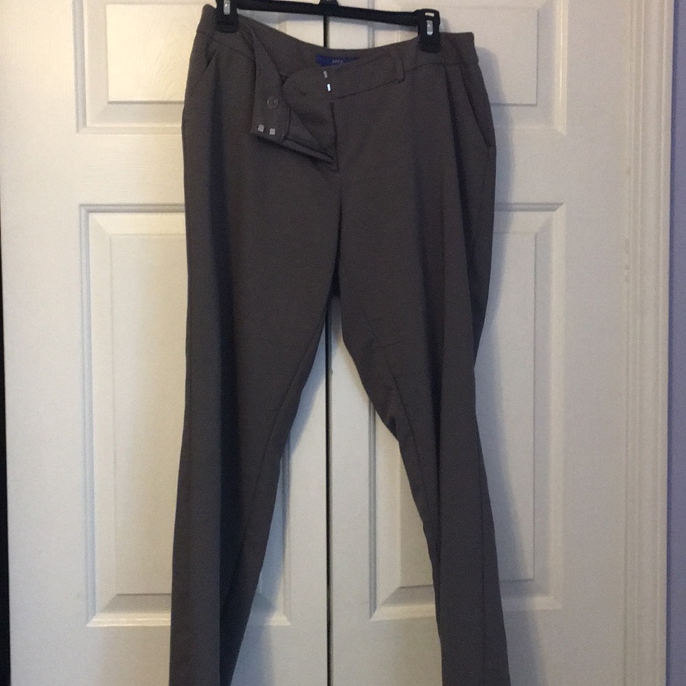 Apt 9 Dress Pants
